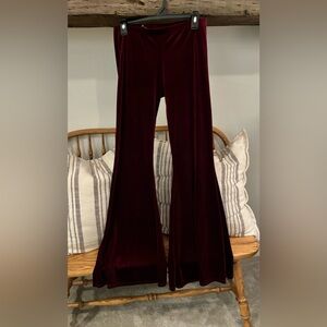 T Party, Women’s Large, Red Velvet Flare Pants